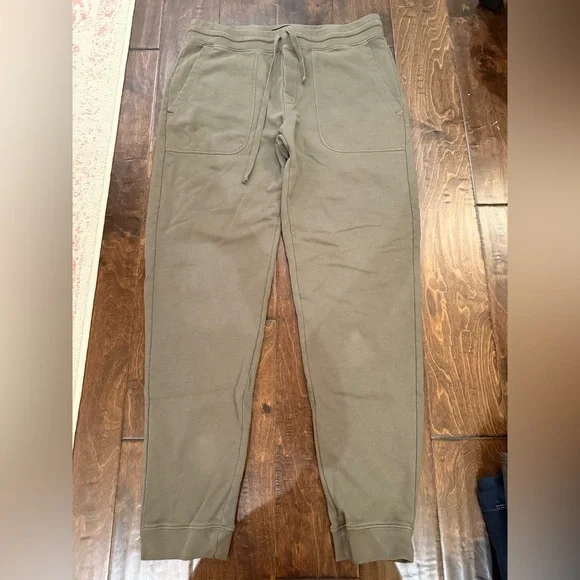 Vince Hotsell Sweatpants Joggers Army Green size Medium - Picture 2 of 9